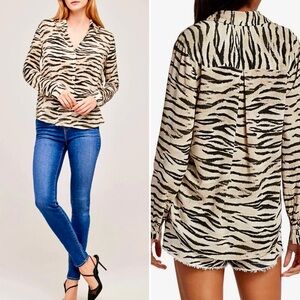 L'AGENCE Holly Tiger Print Button Down Shirt in Coconut Husk Sz Small🧡